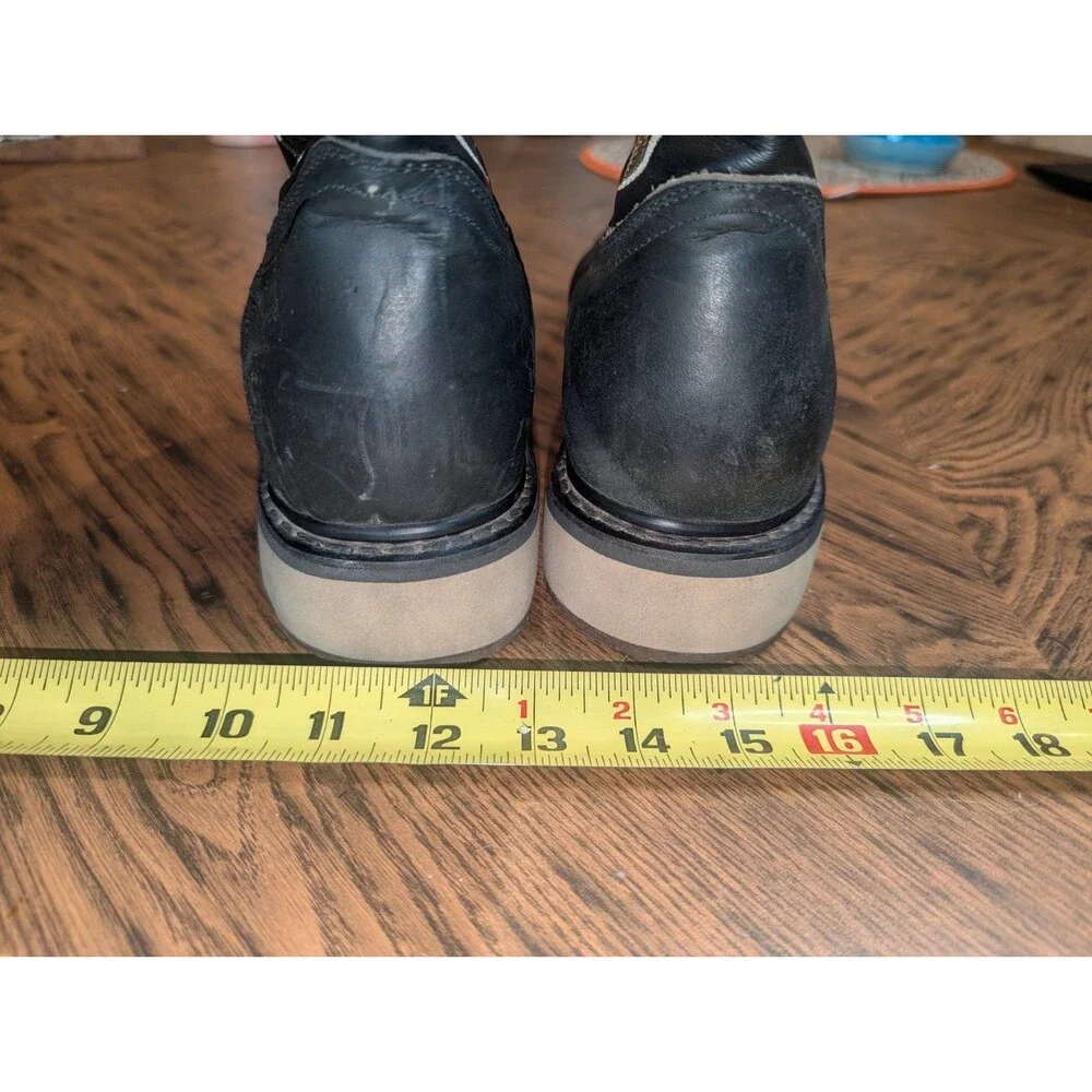 Chaparral Cowboy Boots Mens Size 8.5 Beautiful Leather Tread Pattern Well Made